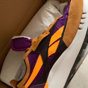 Reebok legacy size 12